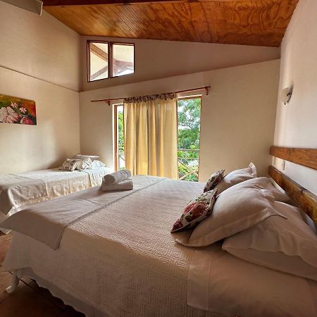 Hotel Ohiro Ханга Роа Екстериор снимка